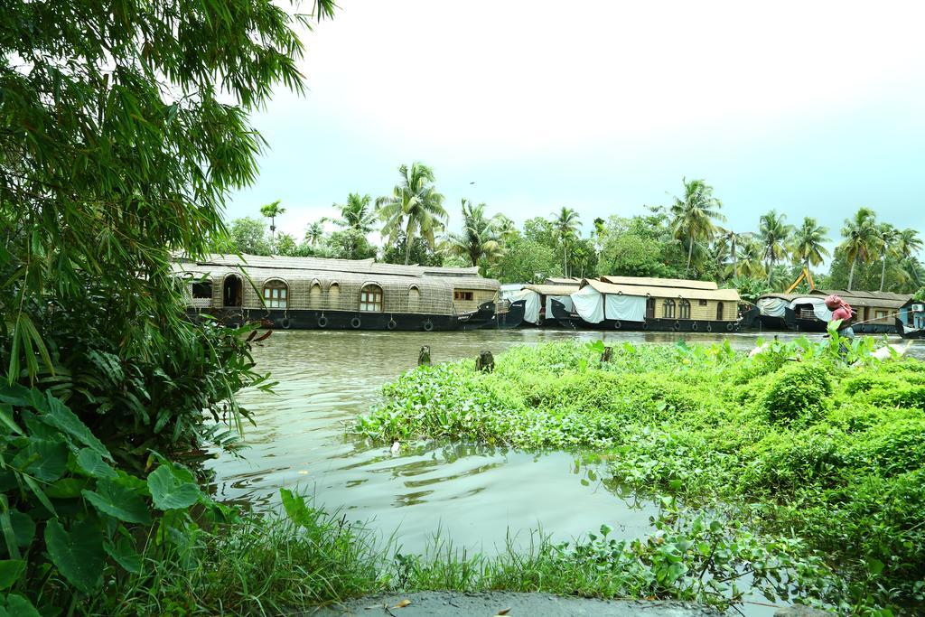 Alapatt Homestay Alappuzha Exterior foto